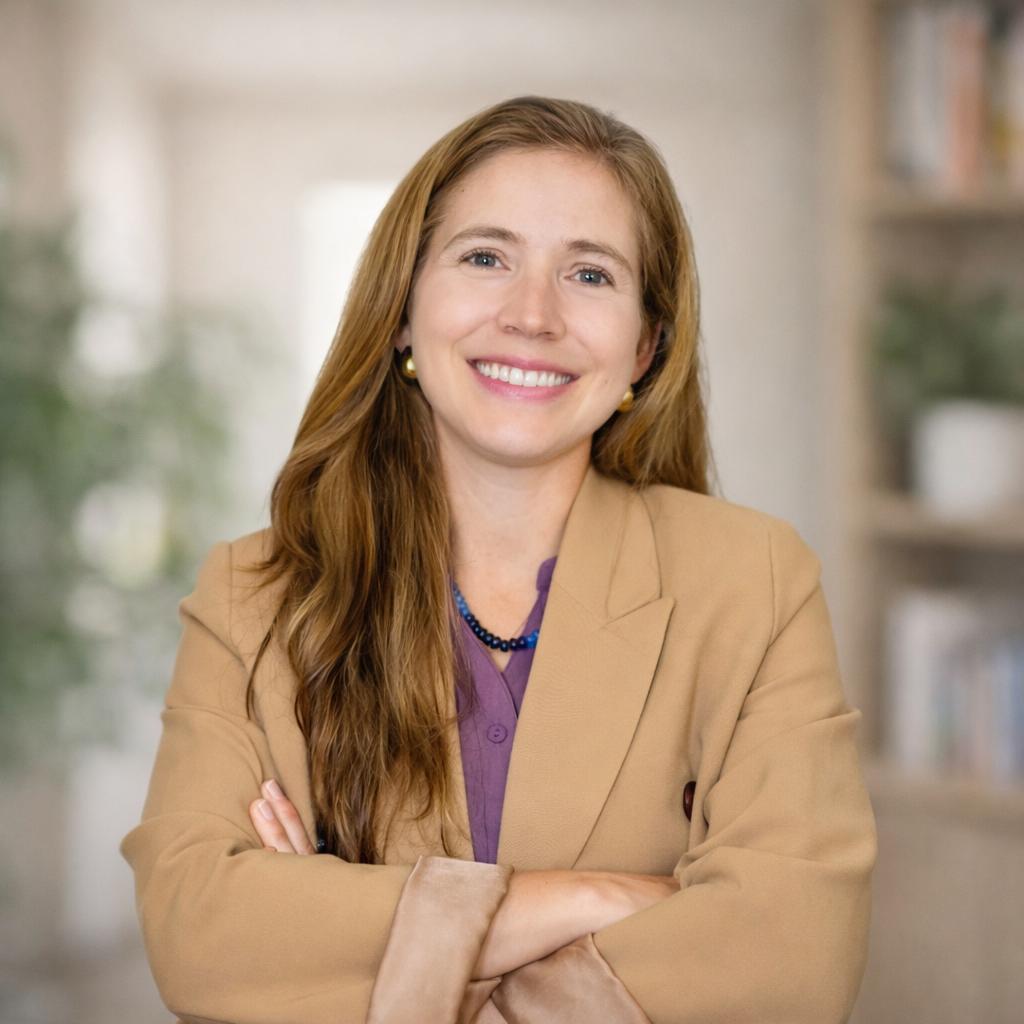 Adriana Diquez, LMFT - Licensed Marriage and Family Therapist